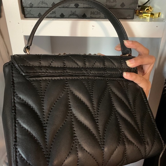 Kate spade crossbody - Picture 4 of 8